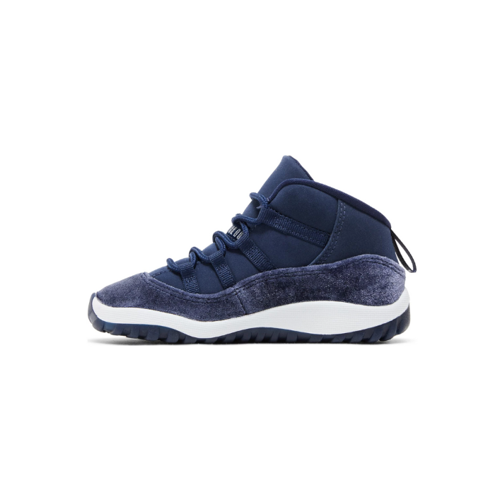 WMNS AIR JORDAN 11 RETRO ‘Midnight Navy Velvet’ GS